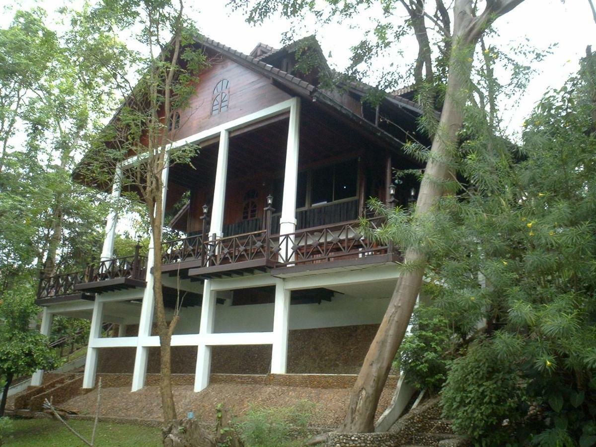 فندق Ratmanee House كانتْشانابوري المظهر الخارجي الصورة